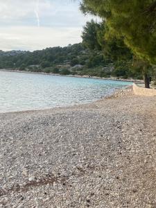 Beach House Tisno whit Sea View