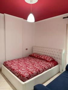 Sunny Holiday Apartment