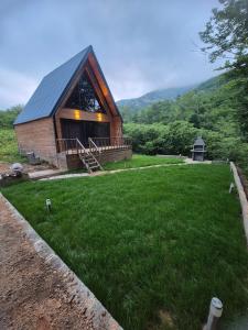 Yonga Bungalov
