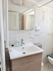 Top floor apartment