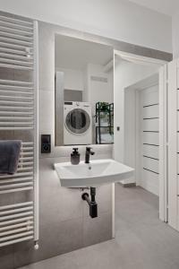 SPECTRA Rooms