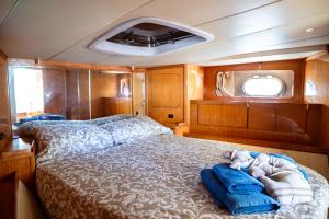 BALI BOAT b&b HOUSE BOAT