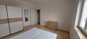 Apartment with no balcony