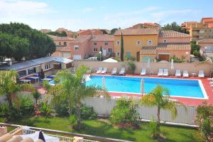 Appart'hotels Argentiere-Club : Appartement - Vue sur Piscine 