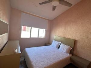 3-Bedroom House in Ixtapa with Pool and Parking
