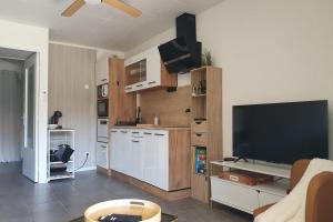 Apartment with loggia 300m from the beach
