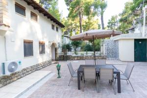 Sani Traditional Forest Villa