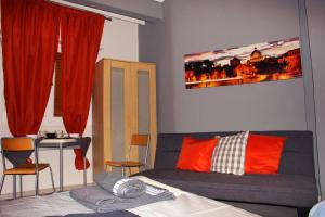 Amazing Studio Next 2 Center only 10 minutes