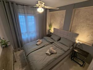 Happy Time Apartment, swimming pool, tennis court, FREE PARKING