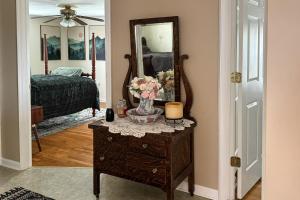 Families Welcome! Corinth Escape w Lake Views