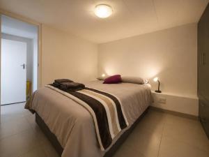 2#, spacious 1 Bedroom unit, backup water WiFi