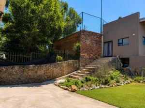 #3 bedroom in Northcliff, Water backup, WiFi