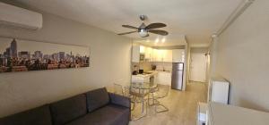 Valdes Center 306A, near beach, full aircon