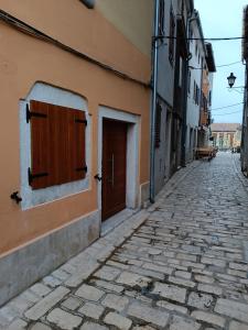 Apartments with parking space Rovinj - 25425