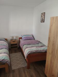 Apartments with parking space Varazdin, Zagorje - 27169