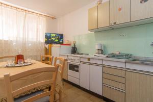 Apartments by the sea Losinj, Losinj - 27458