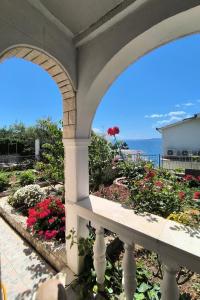 Apartments by the sea Businci, Ciovo - 25960