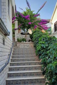 Apartments by the sea Businci, Ciovo - 25960