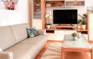 Stunning Home In Solin