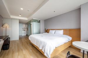 Haeundae Seacloud Hotel Residence