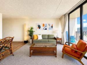 32Fl cozy mountain view with pool & beach access
