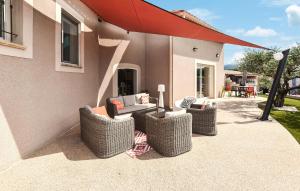 Lovely Home In Valréas