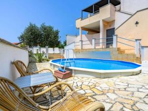 Apartment Panous 2