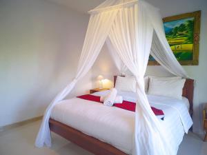 MT Penida Bungalow