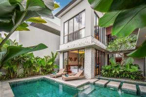 Villa Cana 4BR Tropical Sanctuary In The Heart of Canggu
