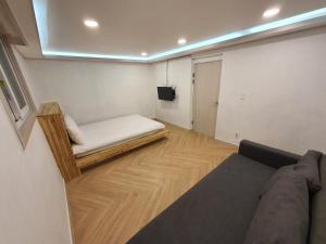 Dawoo House 1 in Hongdae
