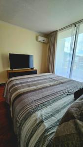 Amplio Dúplex Premium con Piscina, vistas al cerro, Providencia