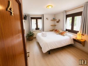 Hostal Rural Sant Climent - Habitacions i Apartaments