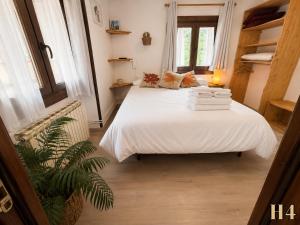 Hostal Rural Sant Climent - Habitacions i Apartaments