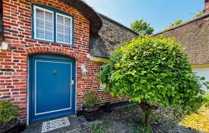 6 Bedroom Gorgeous Home In Ribe