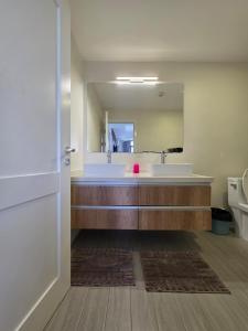 2bedroom with pool view in kingston