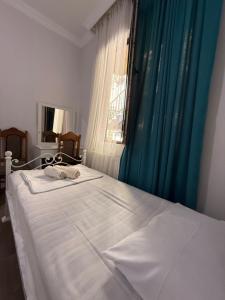 Lia Guest House