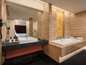 Mercure Padang