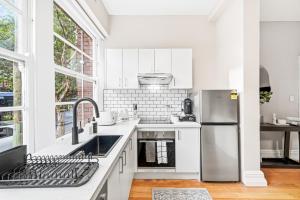 시드니 Cozy Heritage Apartment I Walk to CBD I Darlinghurst 싱글룸 로비