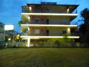 四季2号公寓式酒店 - 奥林匹亚基·阿克蒂