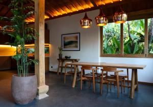 Private Villa & Guest house in Uluwatu