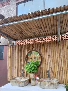 Huy Định Restaurant