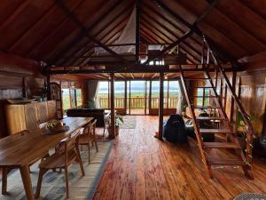Lakey Views Sumbawa