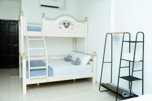 Aisya homestay jerteh