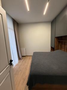 Apartment 305