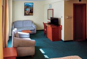Dionis Hotel