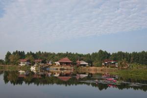 Paos Baan Suan Home Stay Red Lotus Lakeside 01