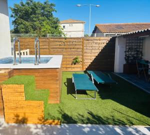 Chambre Sud Doré avec Piscine en saison et SPA en supplément