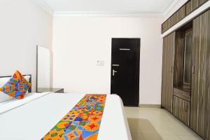 FabHotel Utsav Palace Inn