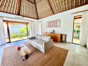 Peninsula Bay Resort