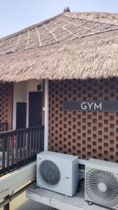 COUPLE VILLAs at GOLDEN PALM TREE RESORT